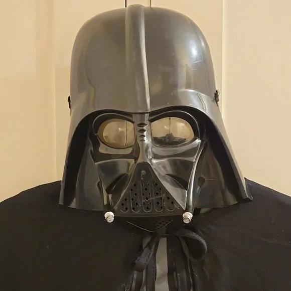 Rubies Darth Vader kids costume Sz M - Picture 5 of 11